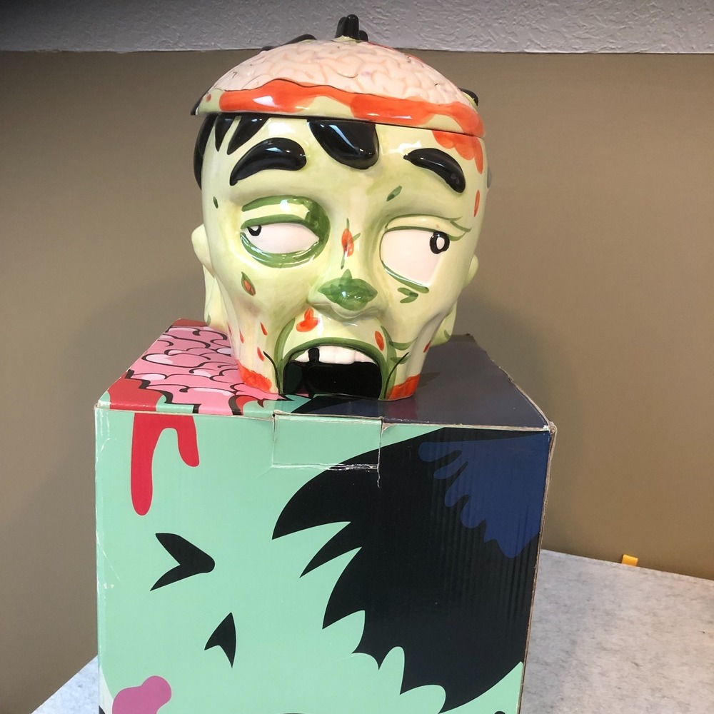 Zombie Head Cookie Jar Ceramic 2017 Think Geek Exclusive Horror EXCELLENT w/BOX